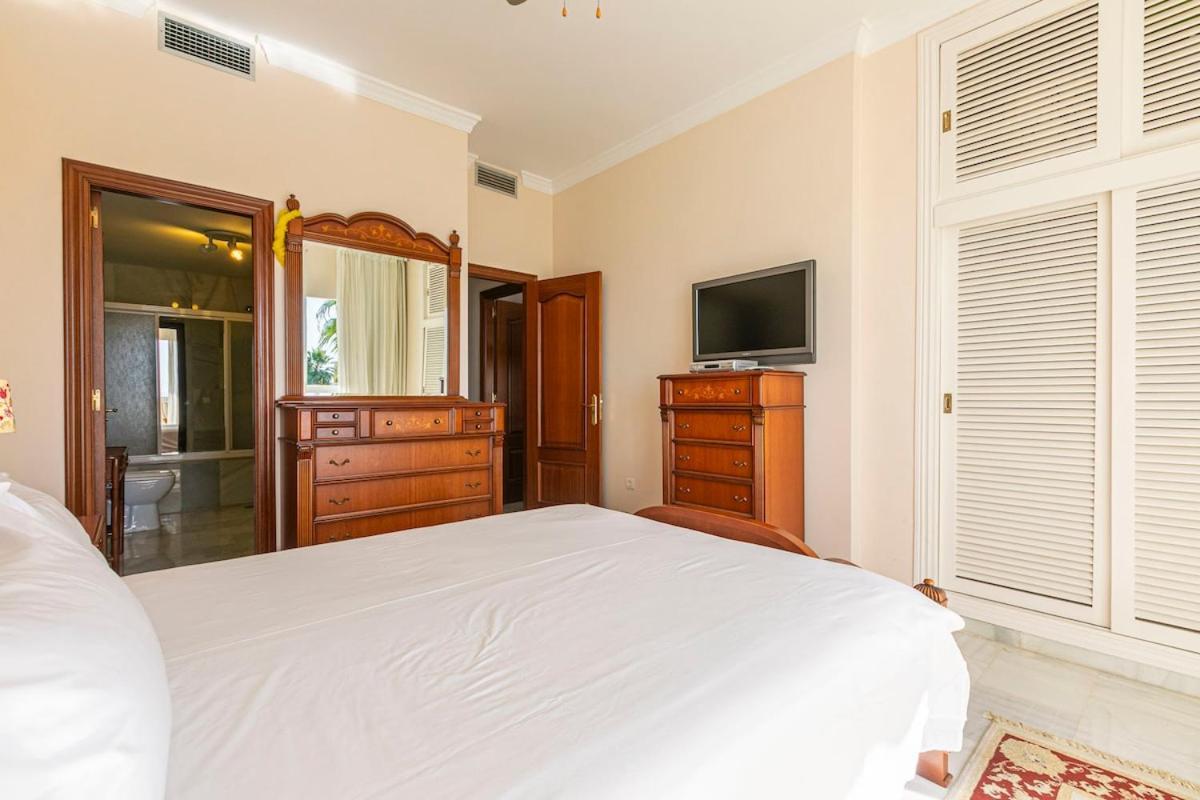 Stylish And Spacious 3 Bedroom Apartment
