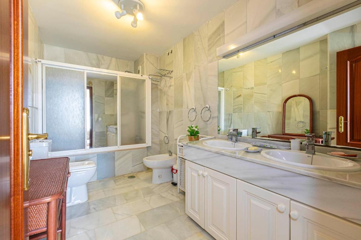Stylish And Spacious 3 Bedroom Marbella