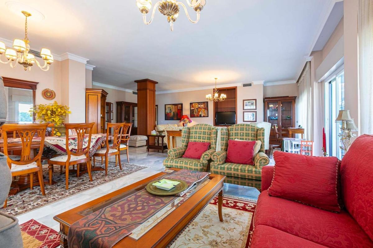 Stylish And Spacious 3 Bedroom Marbella