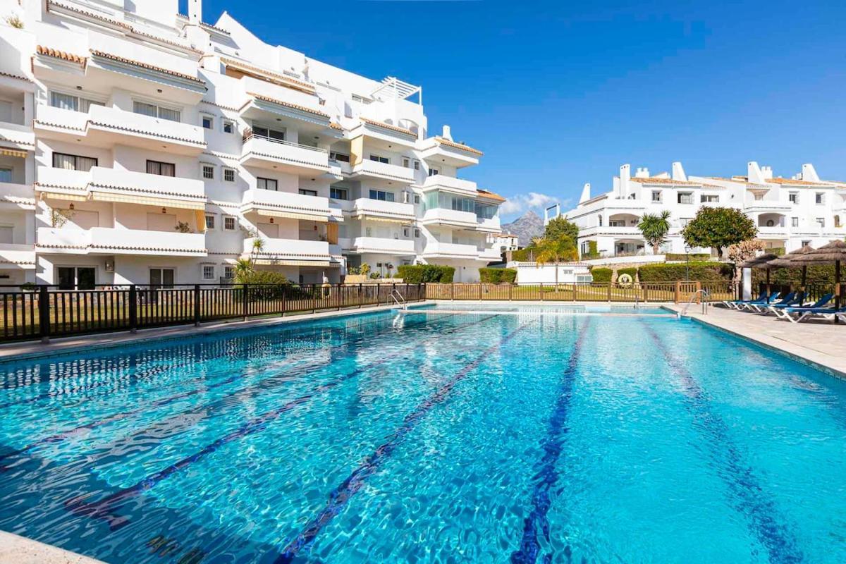 Apartment Stylish And Spacious 3 Bedroom Marbella